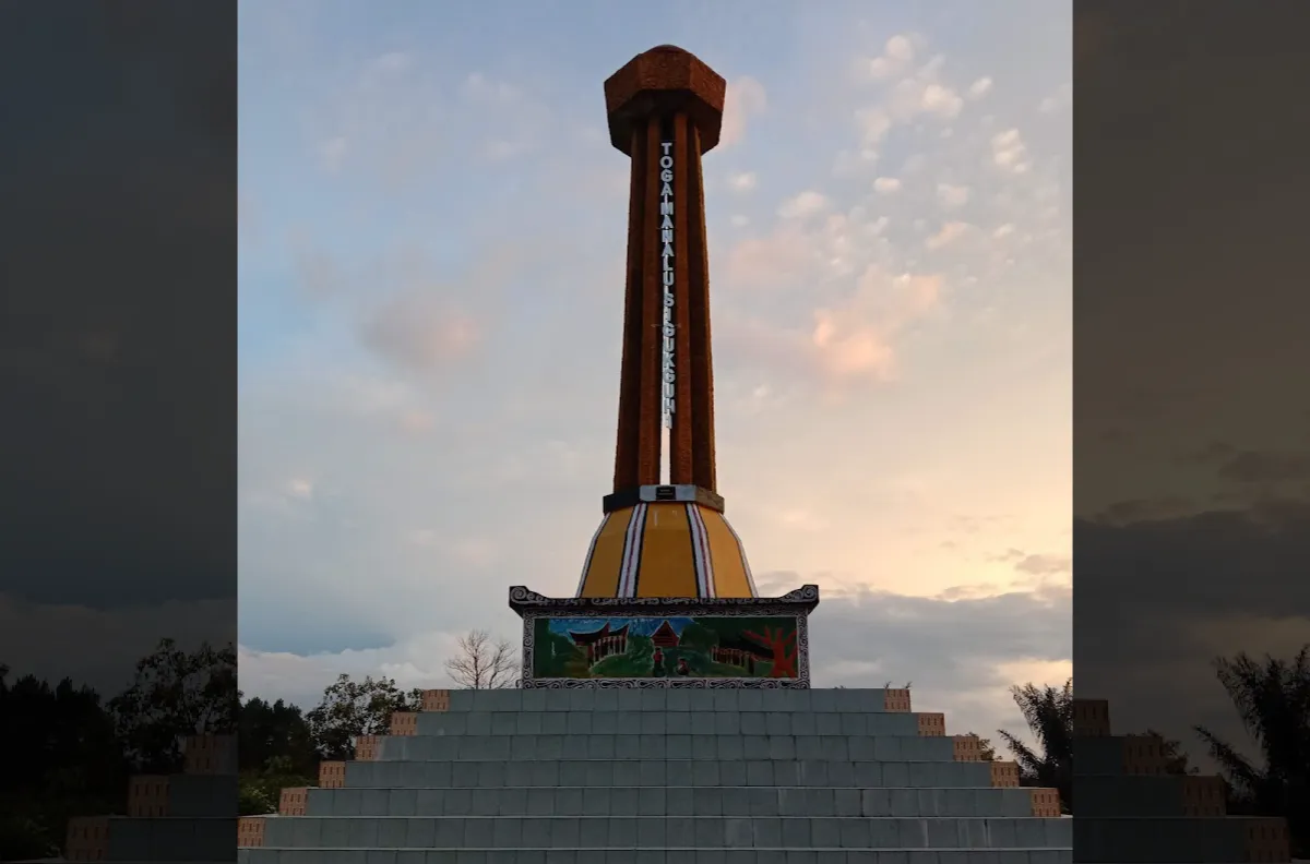 Tugu Manalu Sigukguhi