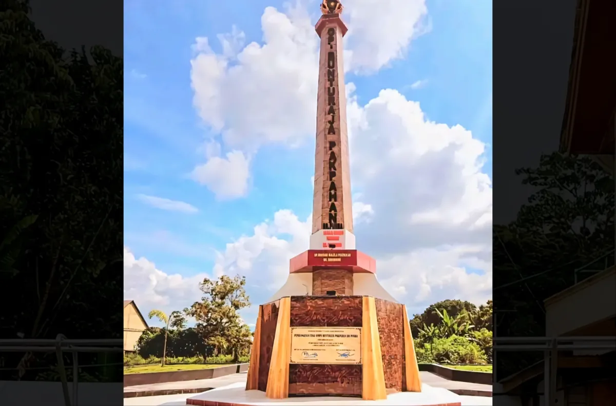 Tugu Bunturaja Pakpahan