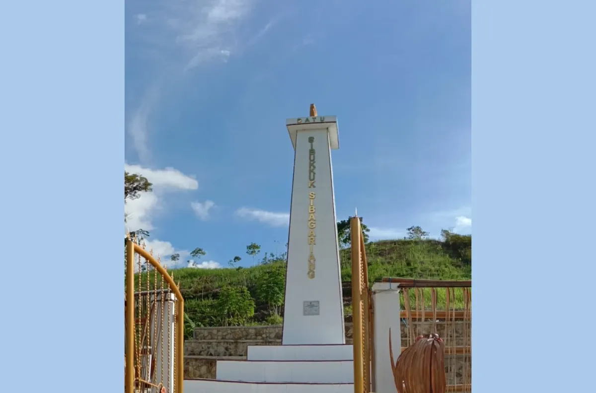 Tugu Sibukkuk Sibagariang