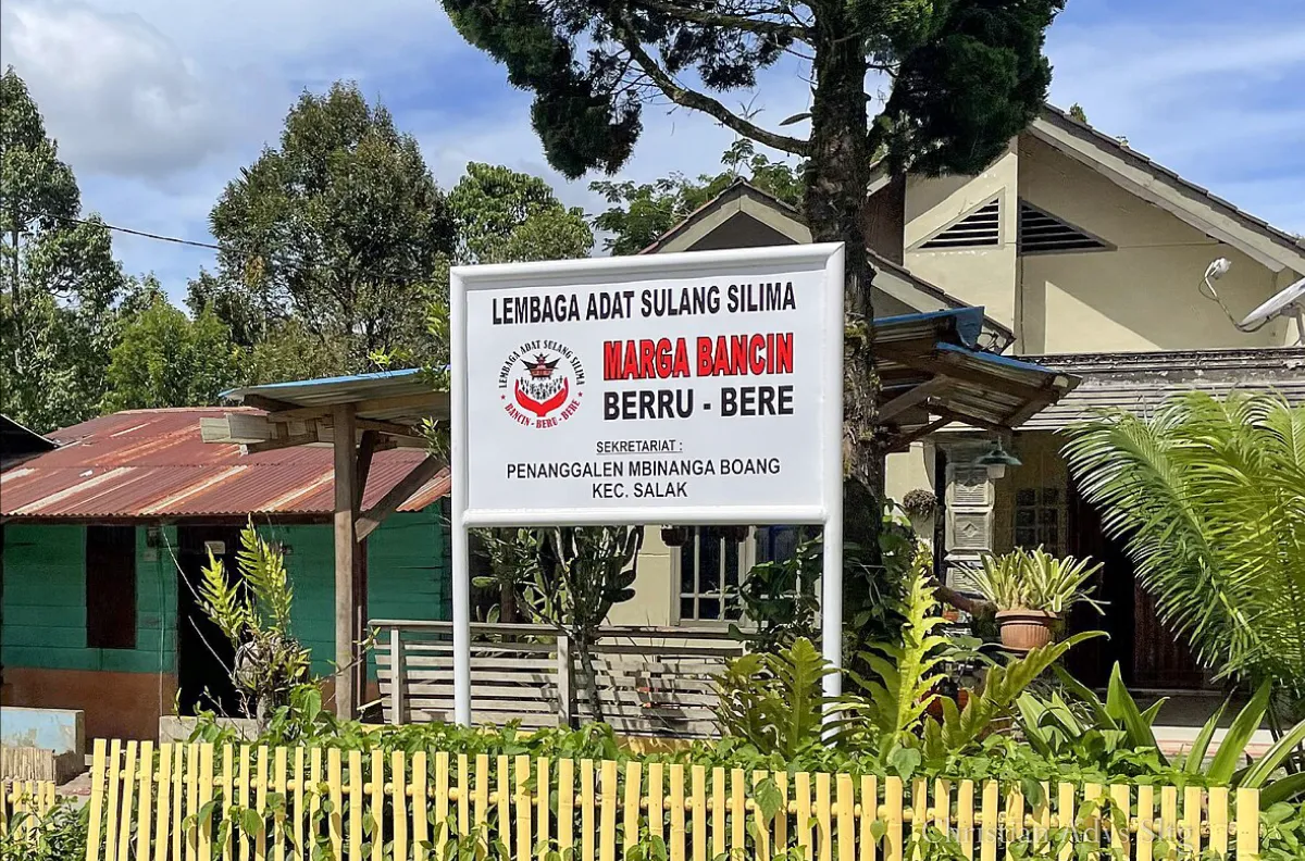 Lembaga Adat Batak Pakpak - Sulang Silima Marga Bancin