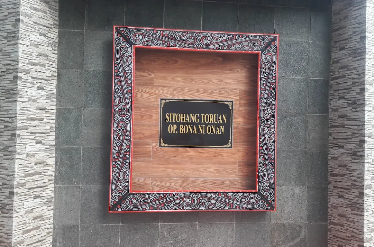 Sitohang Toruan, Ompu Bonanionan