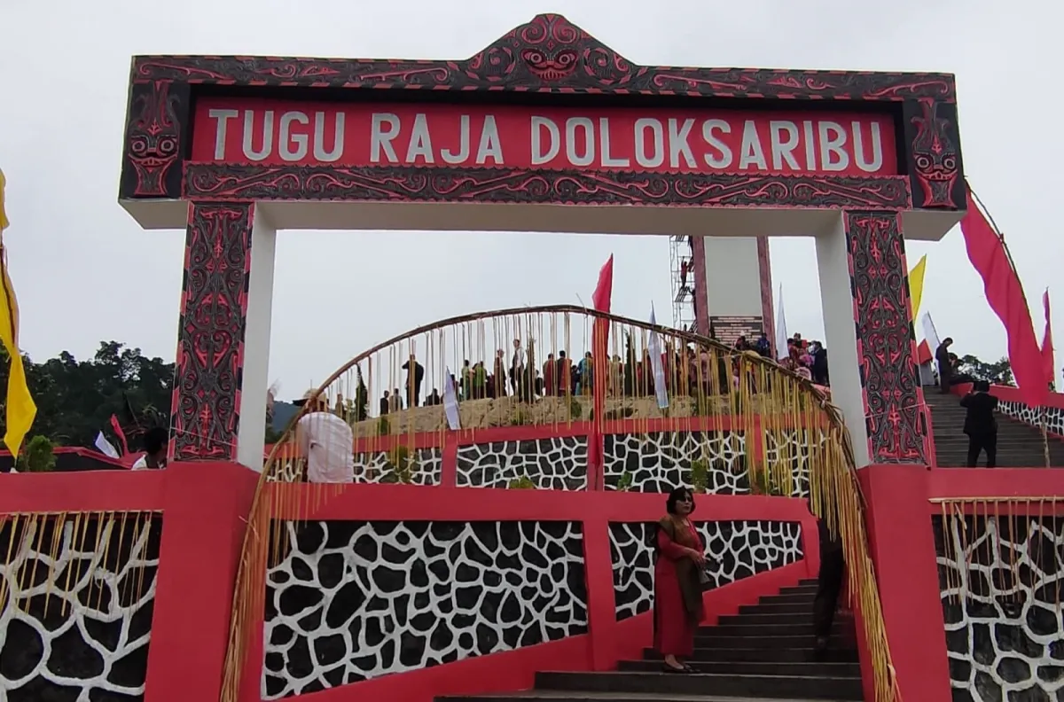 Tugu Dolok Saribu