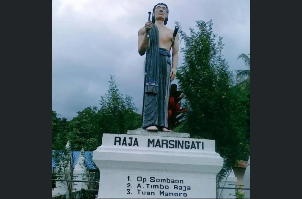 Tugu Raja Raja Marsingati