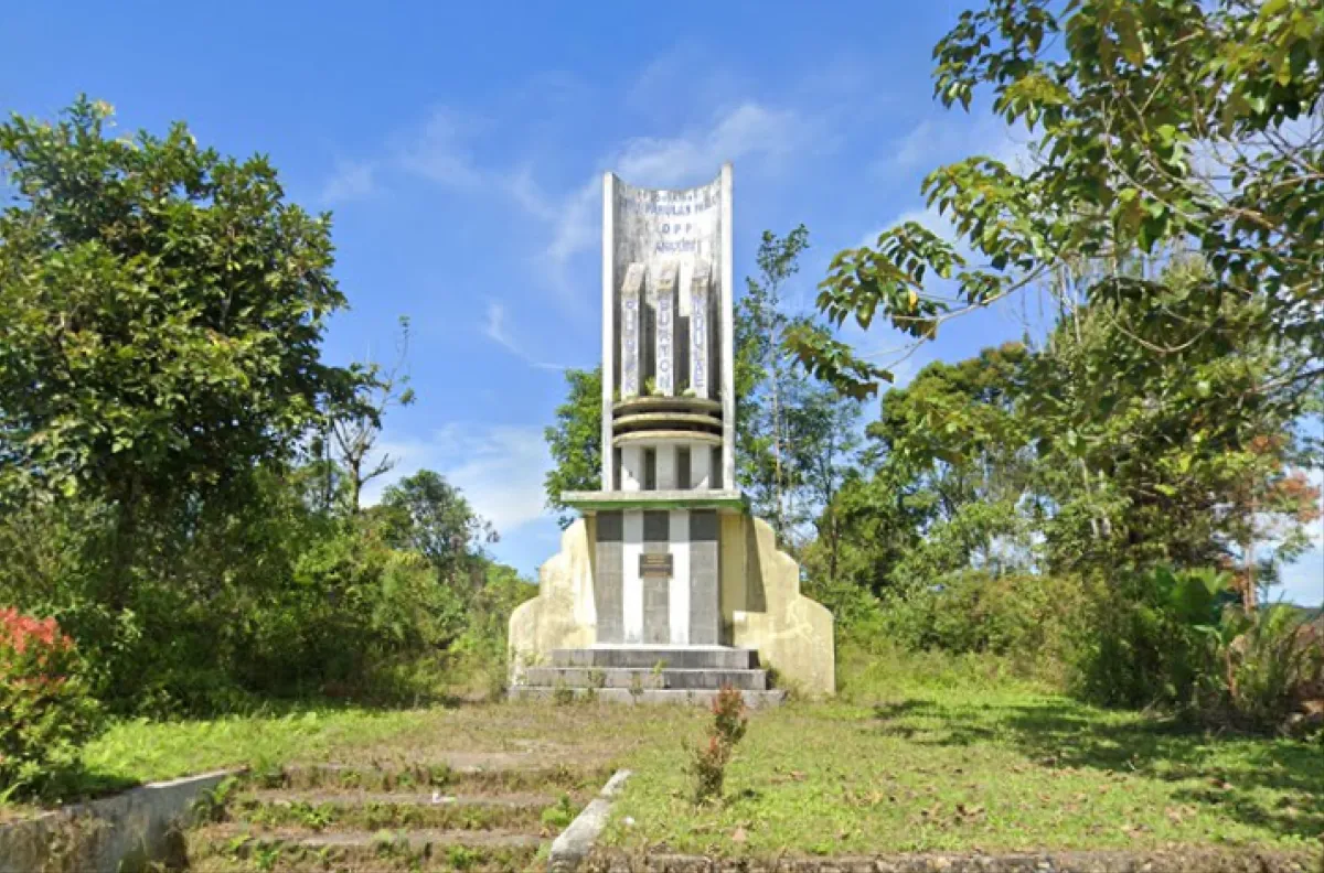 Tugu Marga Pusuk - Buaton - Mahulae